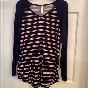 Cool Melon raglan sleeve shirt